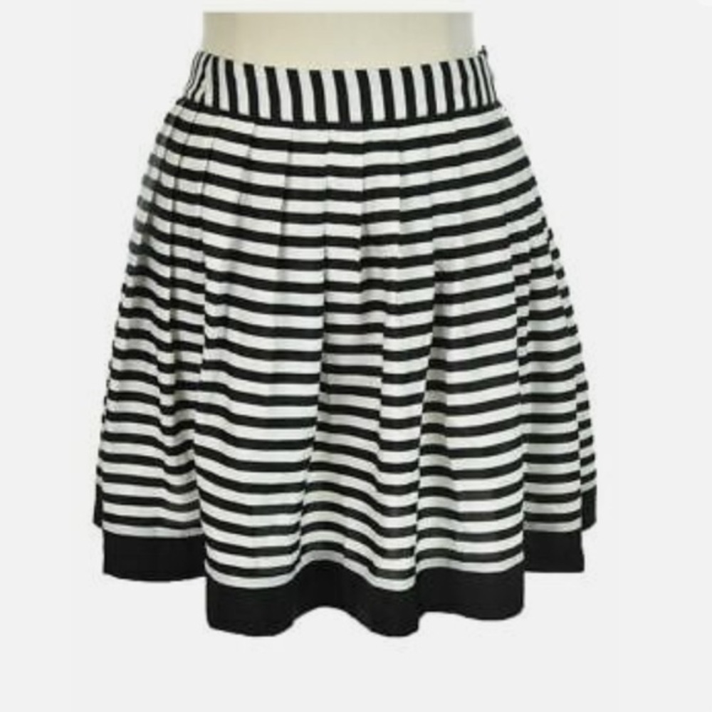 Forever 21 pleated striped skirt